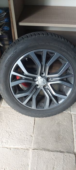 Alufelgi Mitsubishi Outlander z oponami zimowymi Hankook 225/55/18