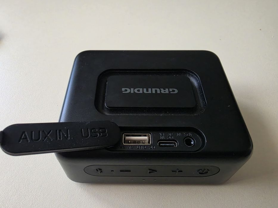 Grundig Jam + bluetooth колонка