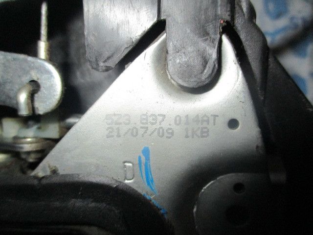 Fechadura / fecho porta frente direito VOLKSWAGEN Fox (5Z1, 5Z3, 5Z4)