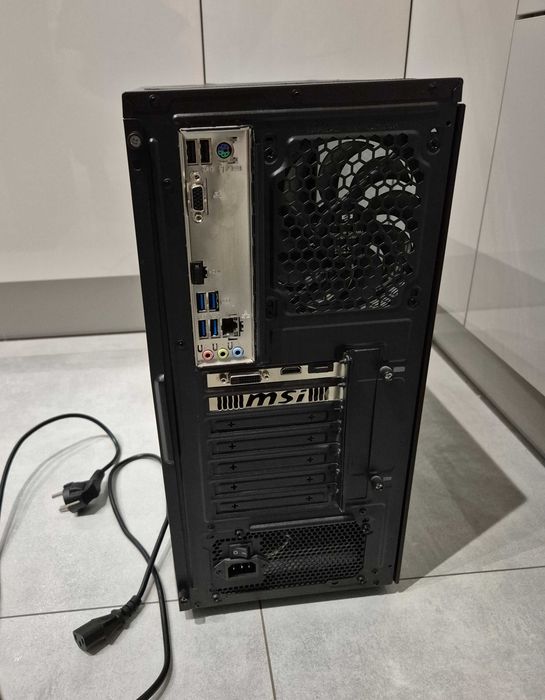 Sprzedam jednostkę PC