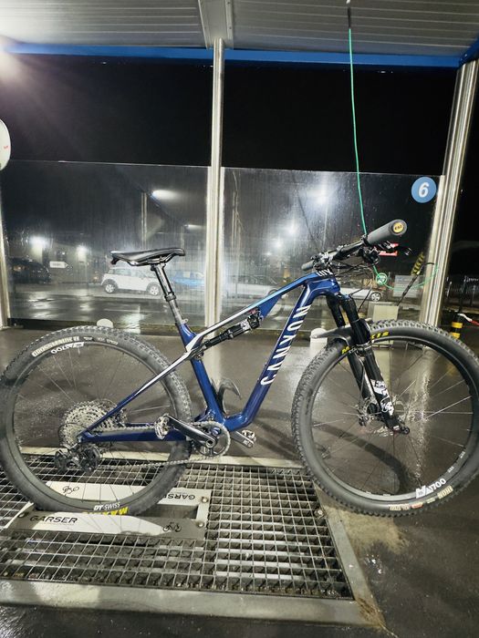 Canyon lux ( versão Alpecin Fenix)