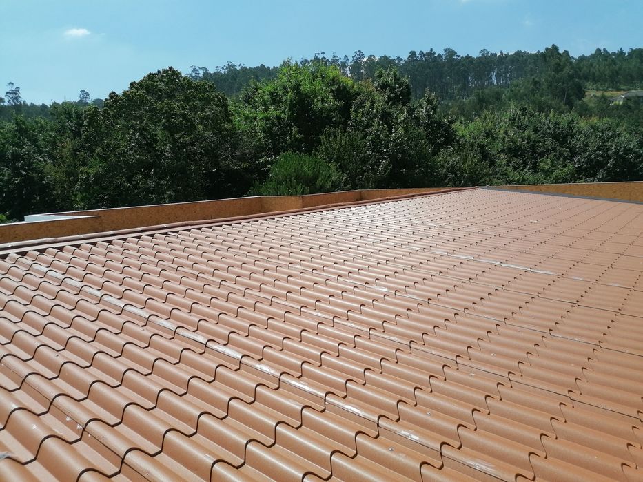 Telhados / estruturas ferro426914318596198401