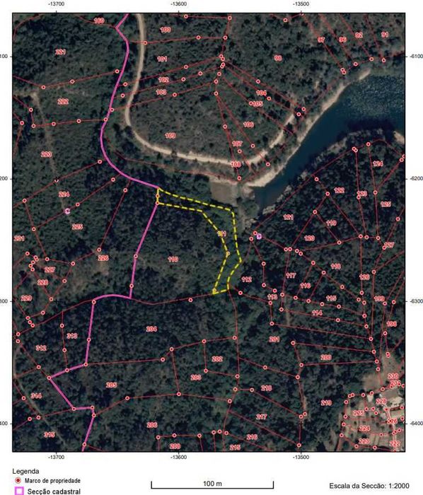 Dois terrenos em Castelo do Bode