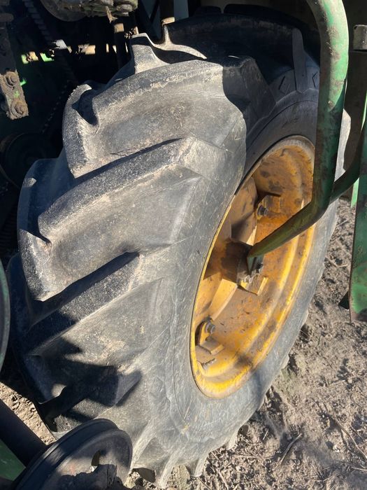 Продам комбайн Volvo - 800