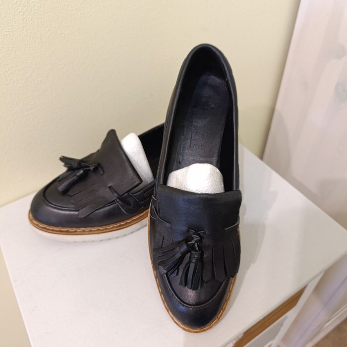 Super loafersy damskie, skórzane 40 Office London