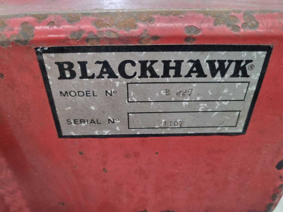 BALCKHAWK DOCER dozer rama blacharska  kon