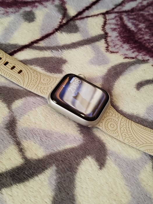 Продам Apple Watch Series 6