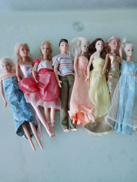 Барбі і Кен кукли