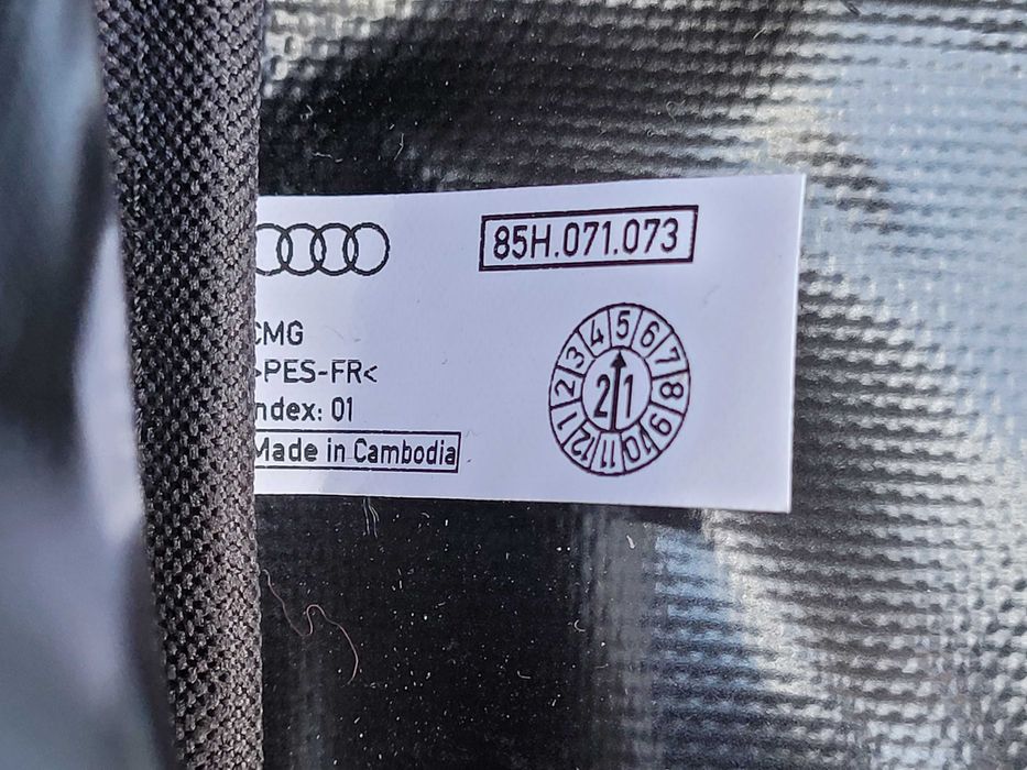 Оригінальна сумка Audi 85h071073