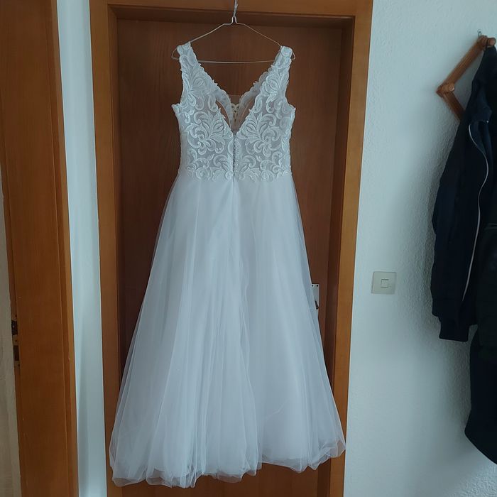 Sukienka ślubna r. 38/40
