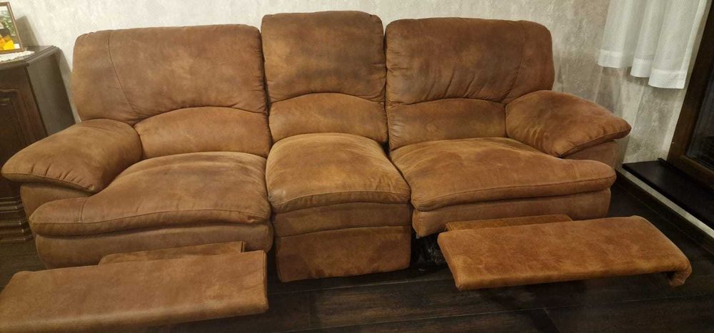 Komplet wypoczynkowy 3+1+1