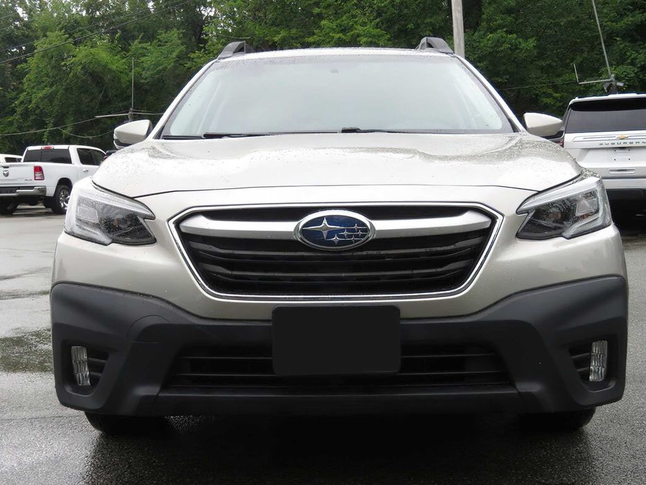 Subaru Outback      2021