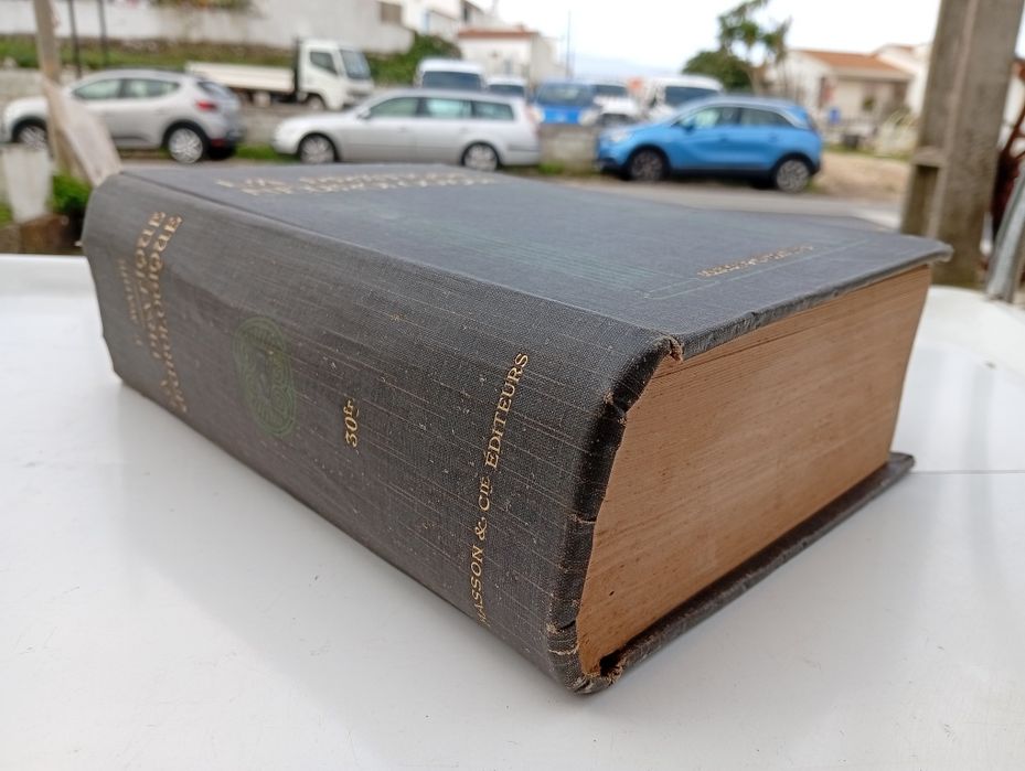 Livro antigo La Pratique Neurologique (Masson & Cie).