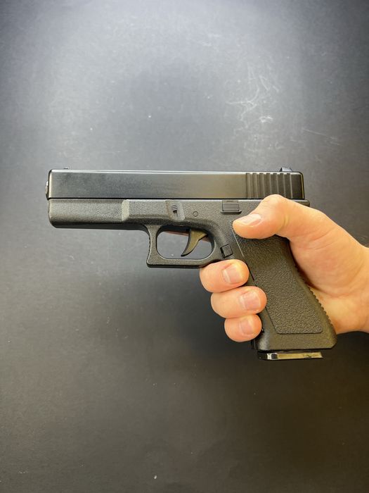 Пістолет Глок 17 - модель V313 чорний (іграшка)