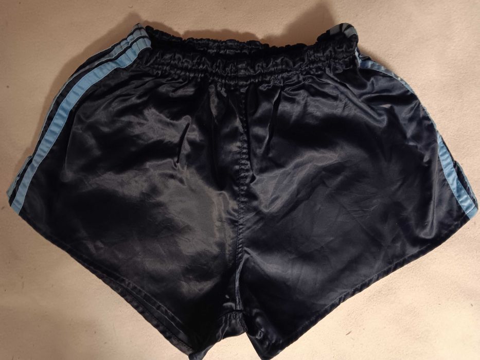 Szorty adidasowe z lat 80, niebieski kolor, rozmiar D5