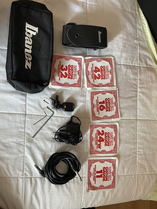 Guitarra Elétrica Ibanez Gio A czul + Amplificador + Acessórios (Como Nova)