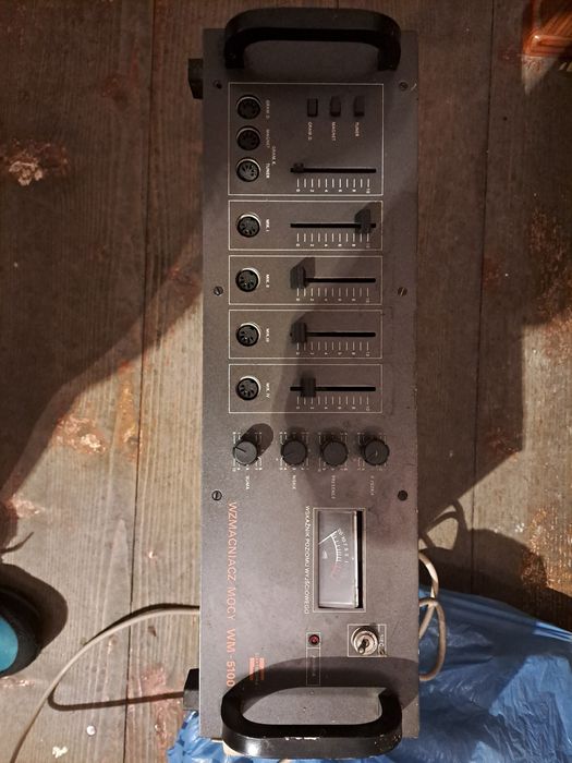 Wzmacniacz VM-5100