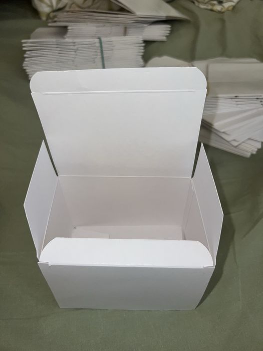 Картонова коробочка 100 шт