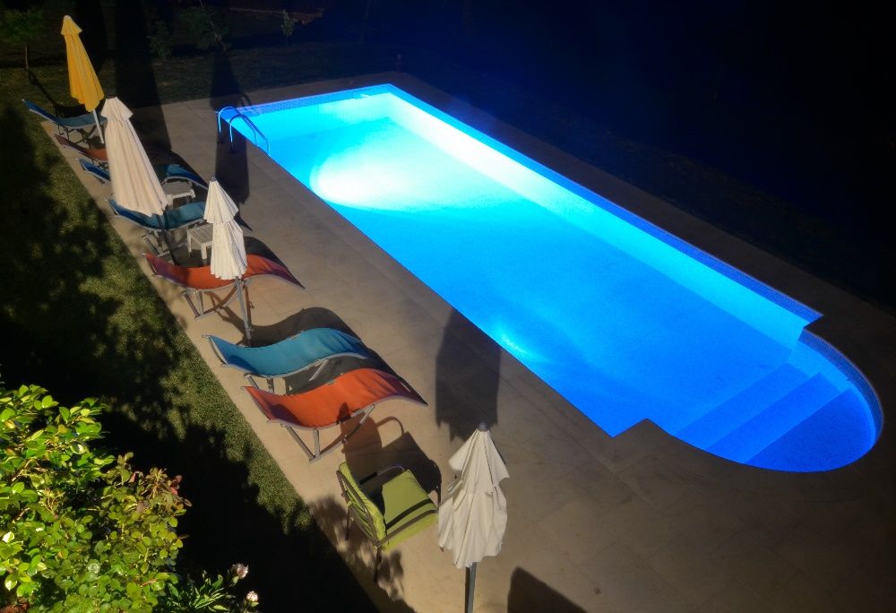 Cantinho da pedra Gerês,casa  piscina em armonia com a Natureza