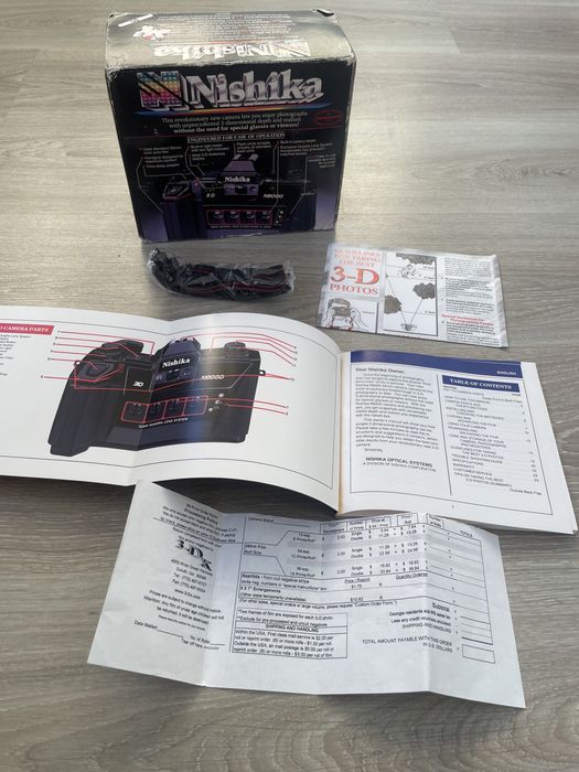Caixa e manuais Nishika N8000 3-D 35mm Camera