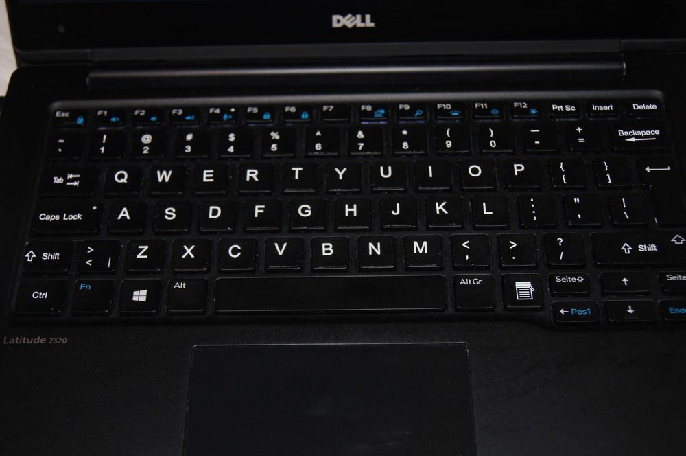 Laptop Dell latitude 7370
