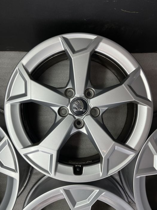 Диски R17 5x112 Et38 6.5J. Skoda Octavia A5 A7 Superb Kodiaq Karoq Vw