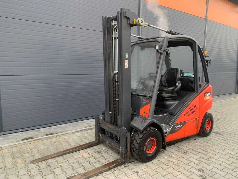 Wózek widłowy LINDE H 20 T triplex 4 sekcje koła pompowane 2018