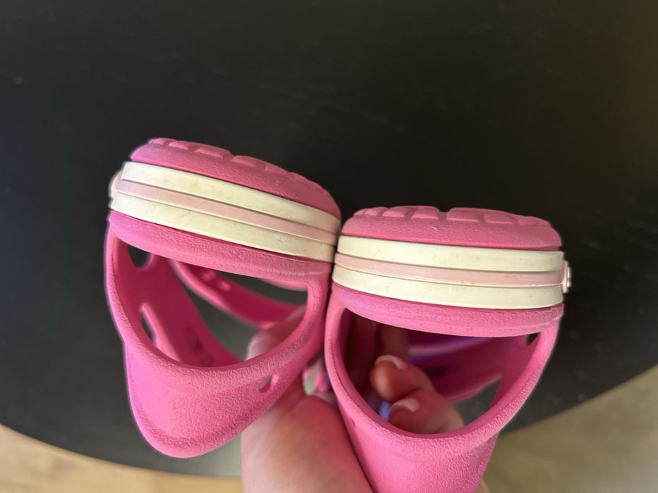 Босоножки crocs C13