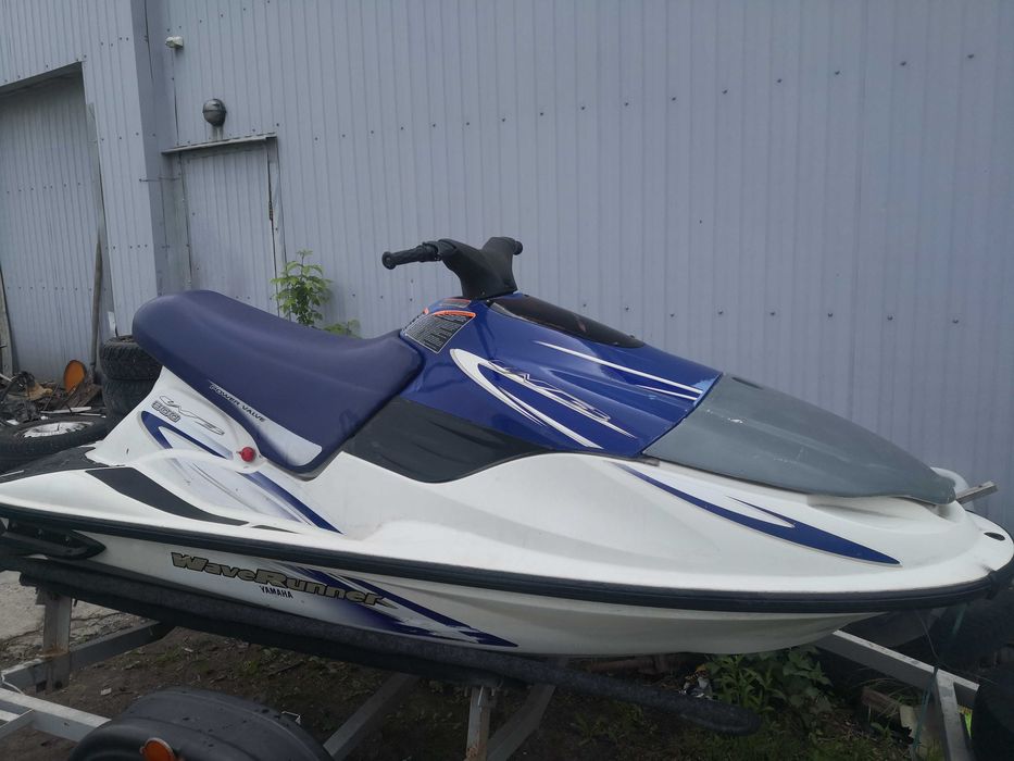 гідроцикл Yamaha Wave Blaster 3 (800 см3, 120 к.с.)