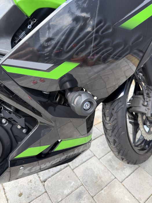 Kawasaki Ninja400 ABS доставка-обмін