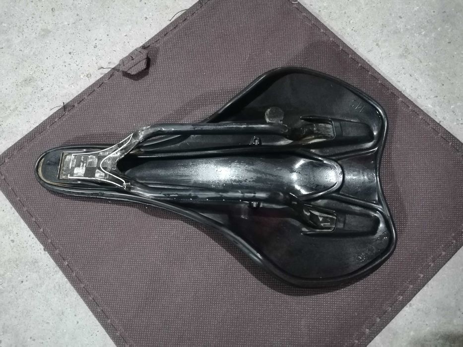 Selim Selle Italia SLR Carbono