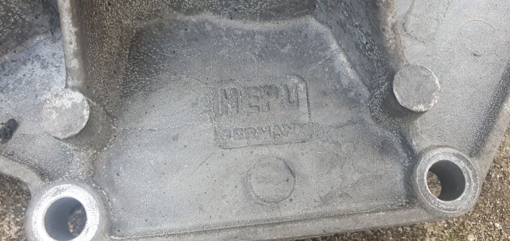 Помпа Volkswagen toureg