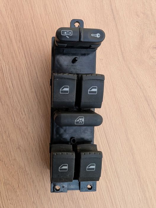 Interruptor de vidro SEAT Leon 1m