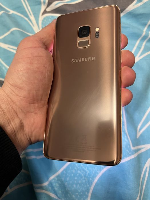 Samsung Galaxy S9 4/64Гб SM-G960F