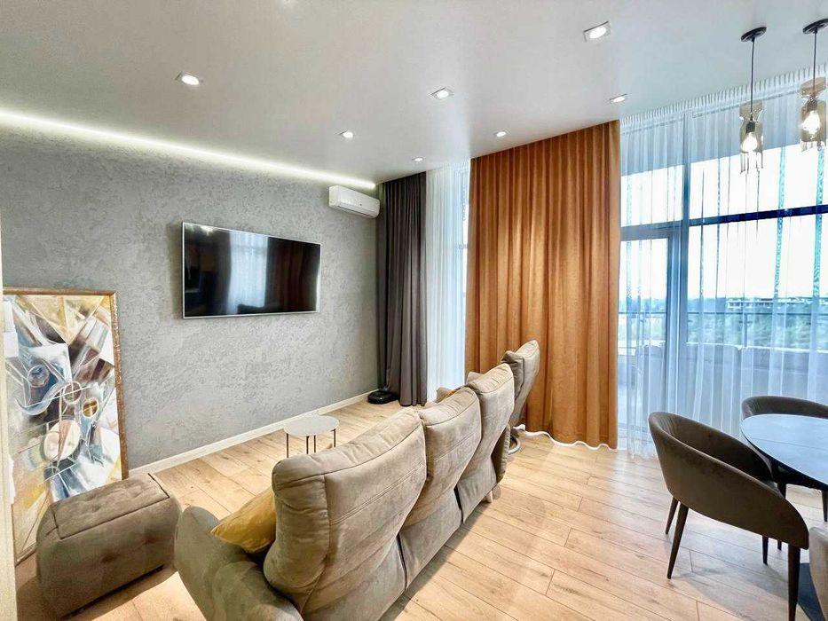 Продам пентхаус з РЕМОНТОМ. 3 кімнати. Газ. 2 ТЕРАСИ. ЖК На Прорізній