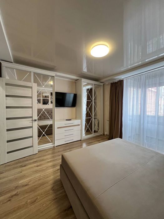 Оренда 2х кімнатної в центрі