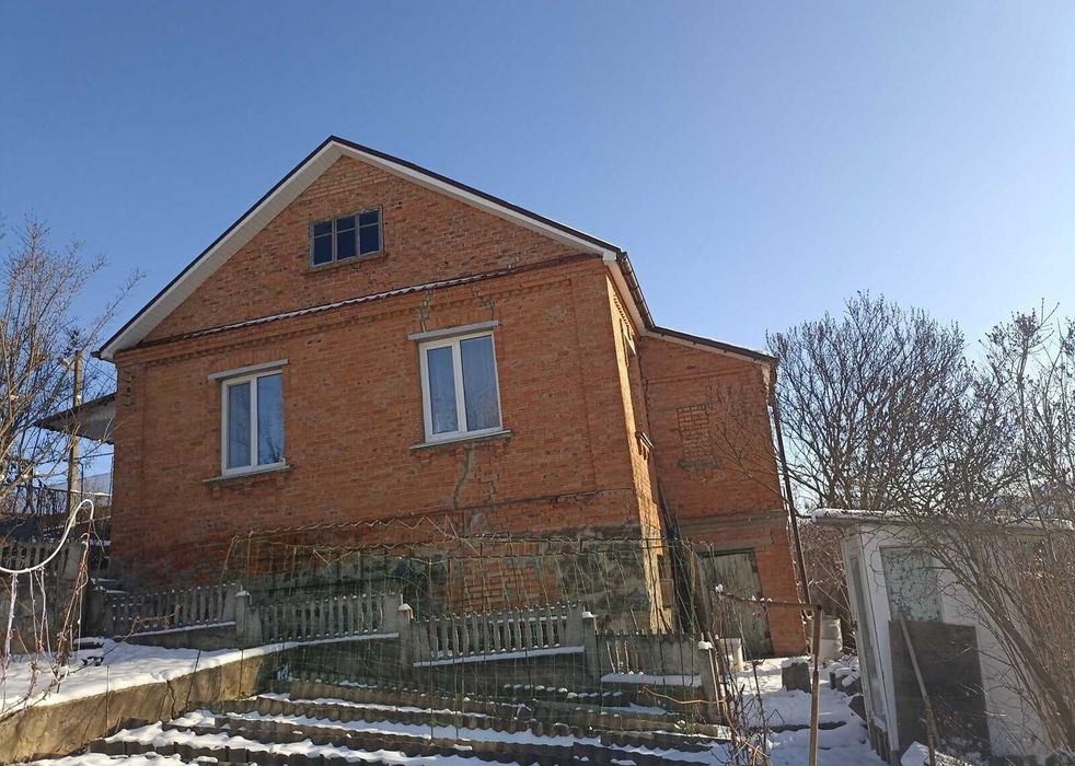 Продаж 1 поверхового будинку на Старому місті