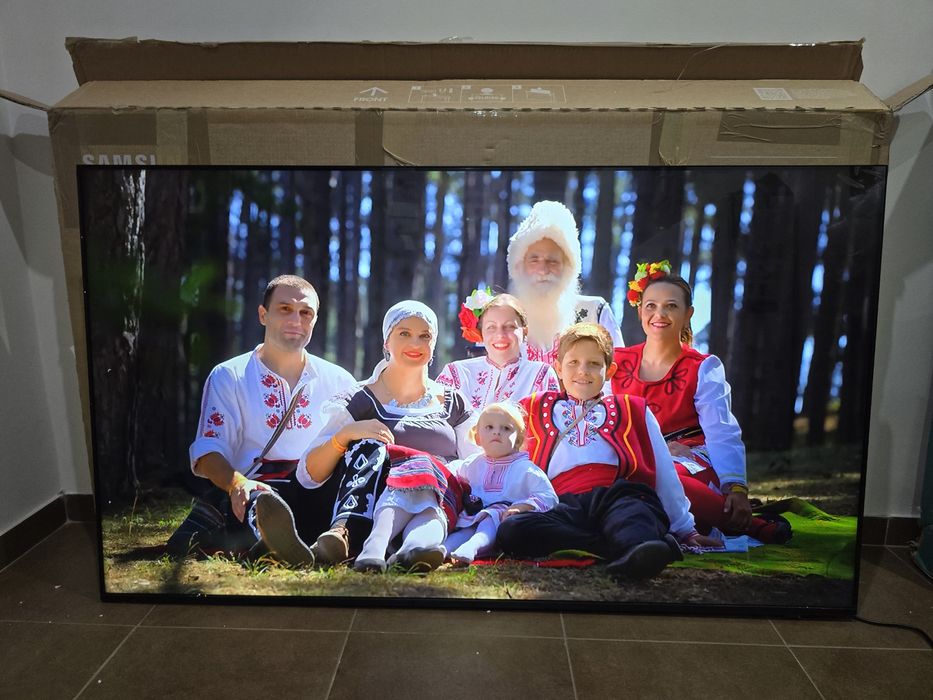 Telewizor 65 cali 4K smart wifi YouTube Netflix  .Stan igla jak nowy