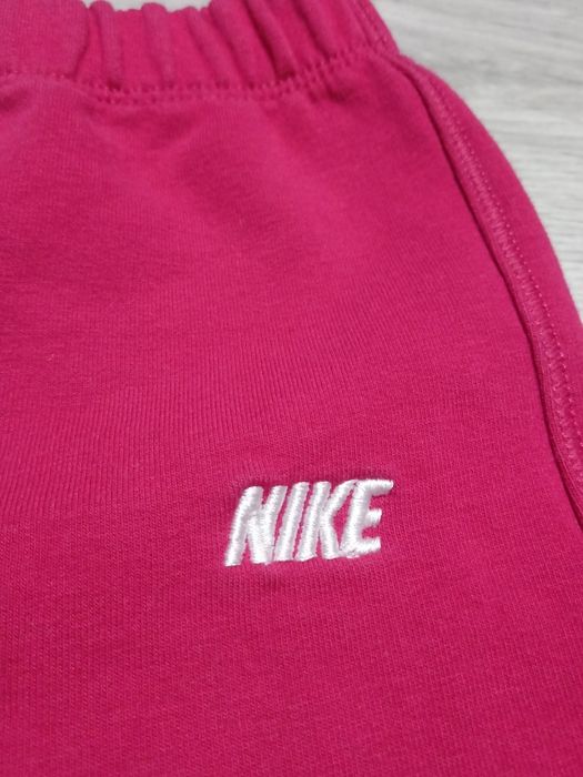 Spodnie dresowe Nike rozm. 86 92