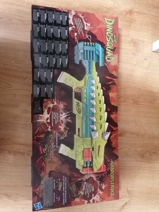 Sprzedam wyrzutnie Nerf Dinosquad Armostrike