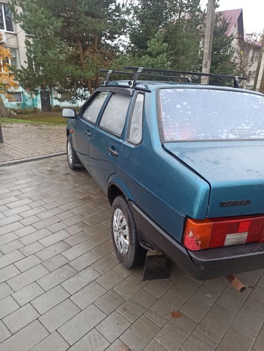 Продам ваз 21099.