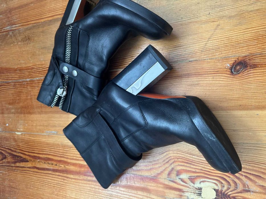 Czarne Skórzane Buty Na Obcasie Grubym/Koturnie Baldinini modne