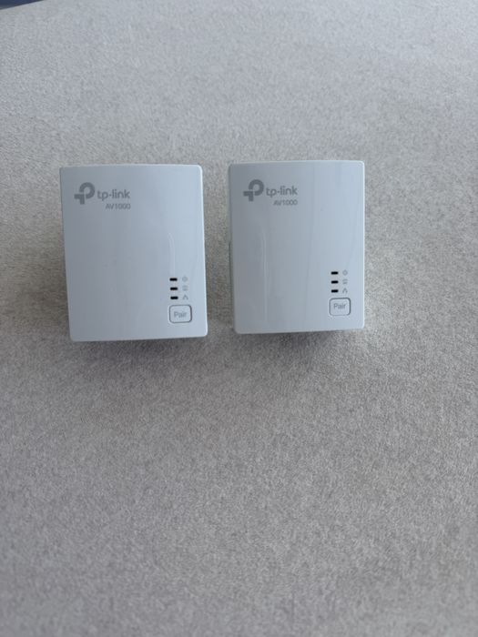 Powerline TP-LINK адаптер TL-PA7017KIT AV1000
