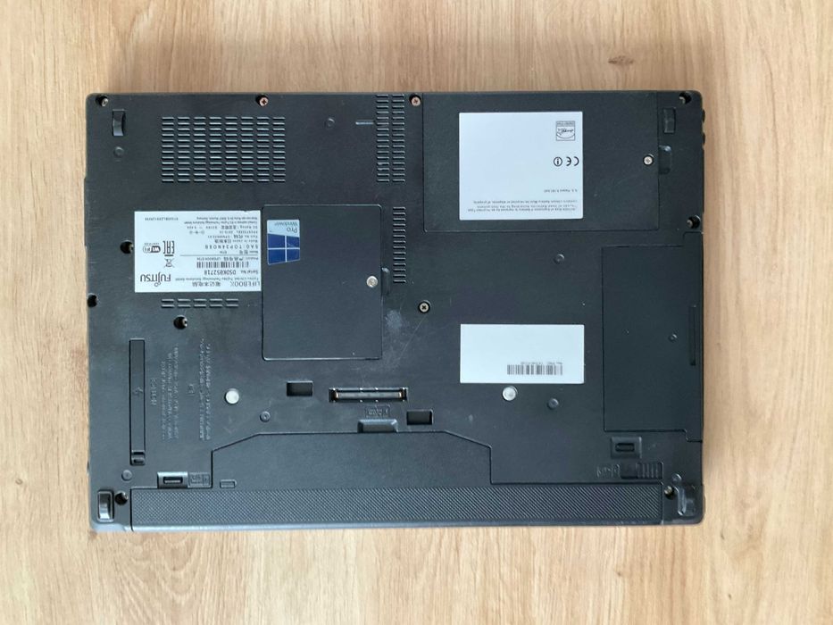 Laptop 14" Fujitsu E734, 8GB RAM, 128GB SSD, Windows 11 Pro