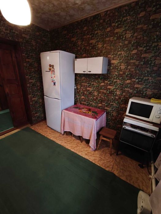 Продам будинок зі зручностями,меблями,технікою,ділянкою 12 соток,торг