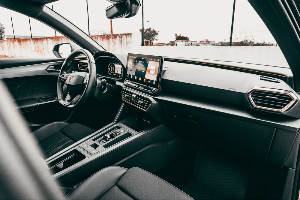 Cupra Leon ST e-Hybrid DSG 245cv. (Financiamento disponível)