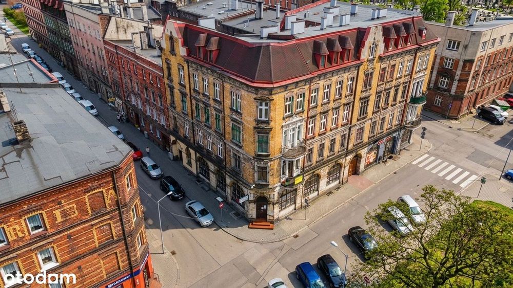 Na sprzedaż mieszkanie - 6 pokoi, 160 m2, Chorzów II