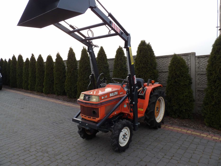 Kubota Bultra B1-17  17 KM 4x4 Tur mini ładowarka traktorek