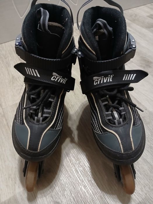 роликовые коньки