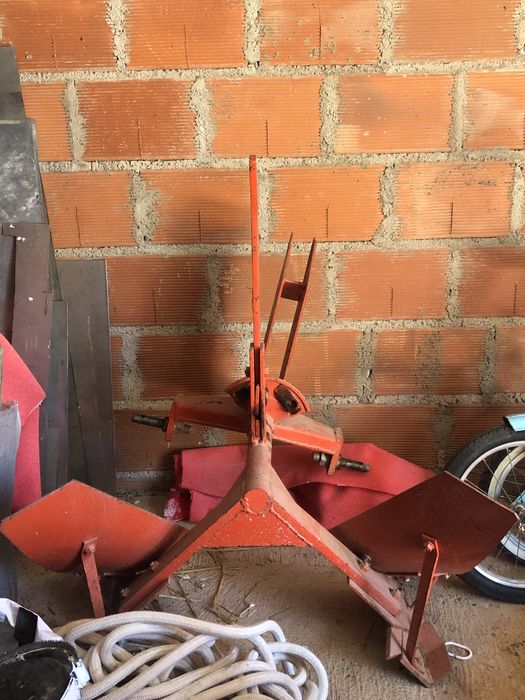 Trator Kumiai MT1401D